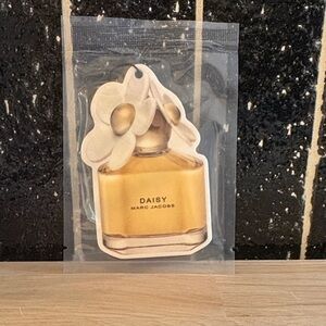 Marc Jacobs Daisy Gold and White Air Freshener
